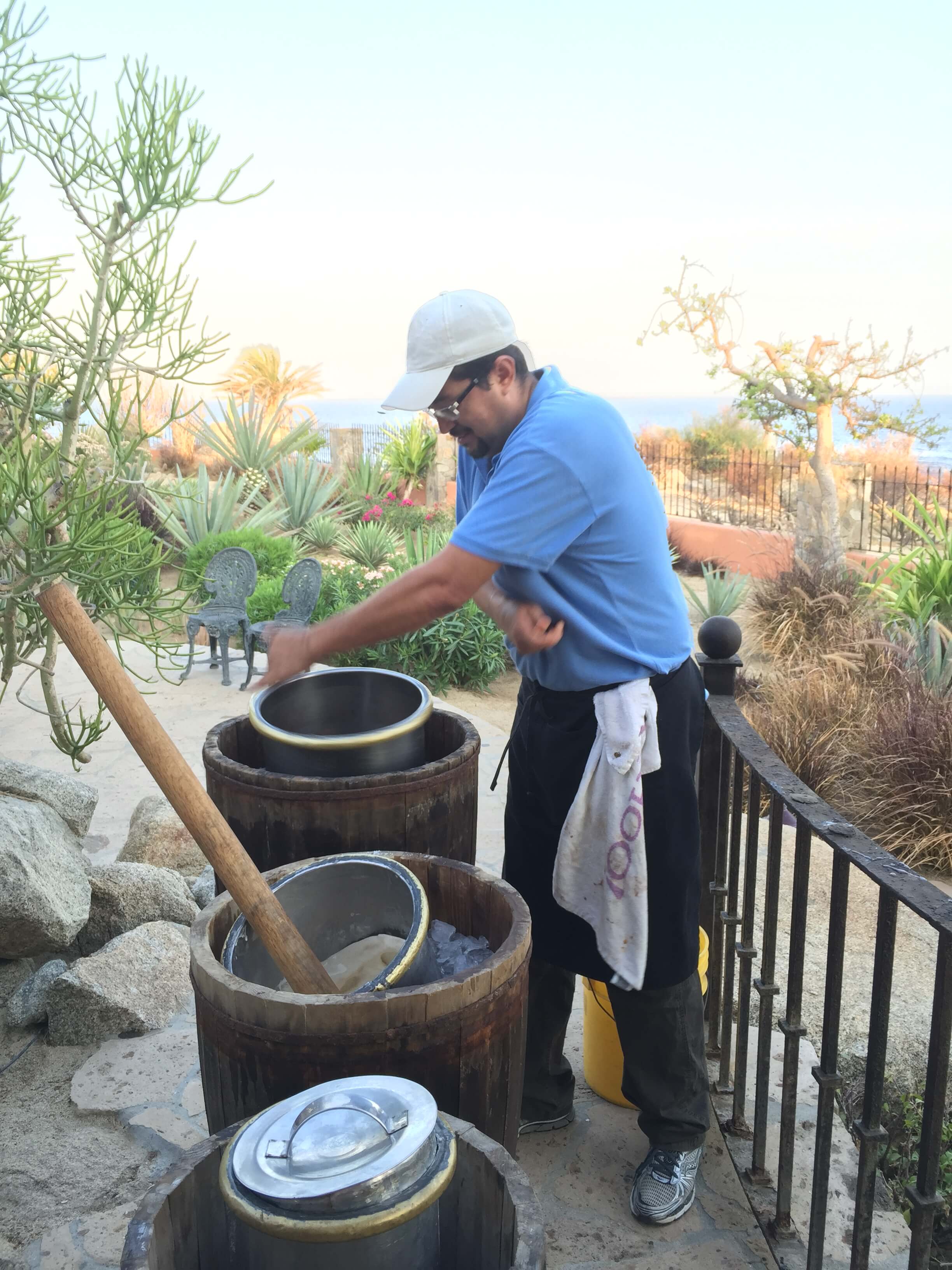 Casa Vista Ballena Ice Cream making