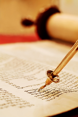 Torah scroll with a pointer - manage a kosher event