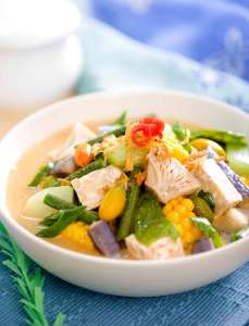 Sayur lodeh is an Indonesian vegetable soup prepared from vegetables in coconut milk 2020 Trends Jackfruit protein