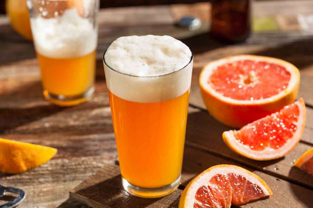 Sour Grapefruit Craft Beer 2022